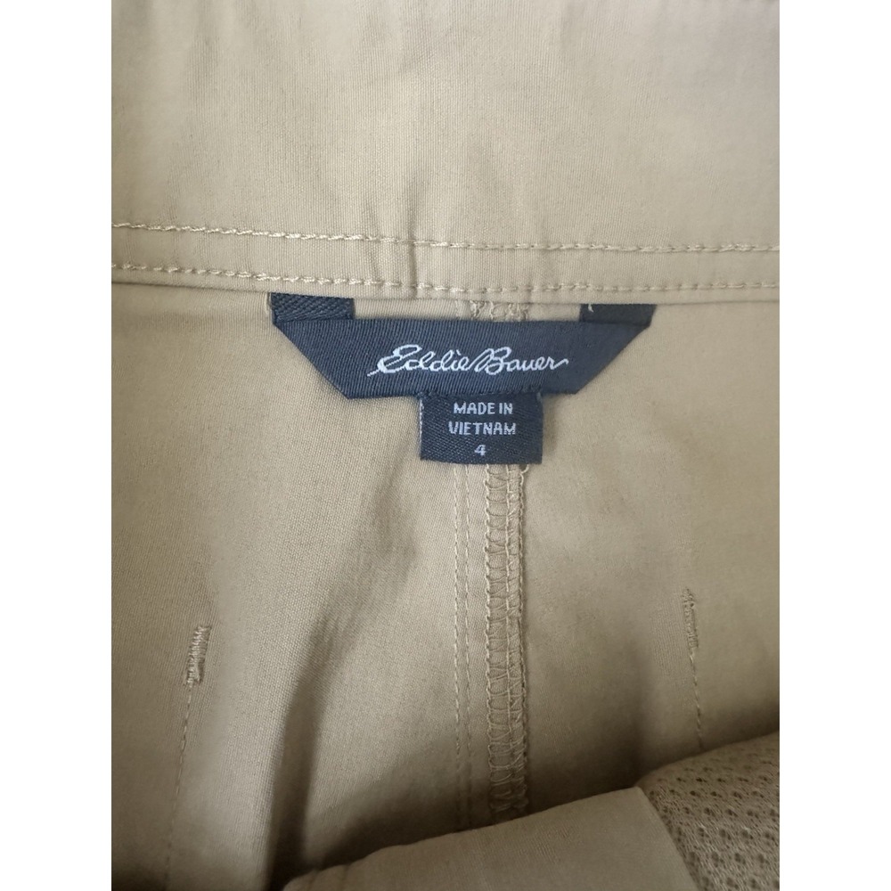 EDDIE BAUER size 4 Khaki Stretch Nylon Cargo Pocket Hiking Shorts NWOT - Picture 3 of 4
